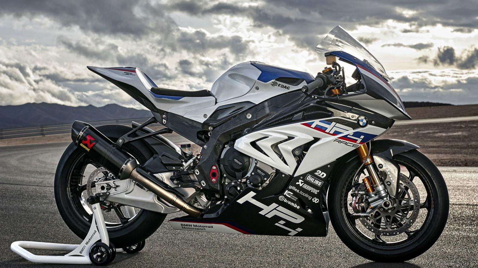 BMW HP4 Race – full details revealed